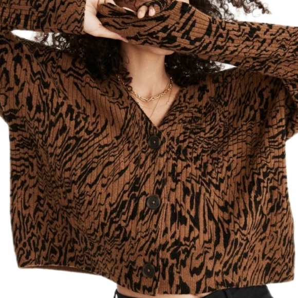 Tigerized Cameron Ribbed Cardigan Sweater in Coziest Yarn - Picture 3 of 10